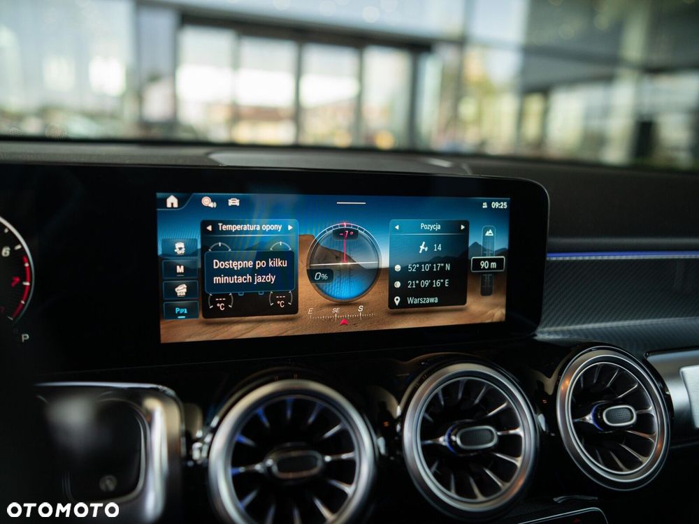 Mercedes-Benz GLB 220 mHEV 4-Matic AMG Line 8G-DCT - 26