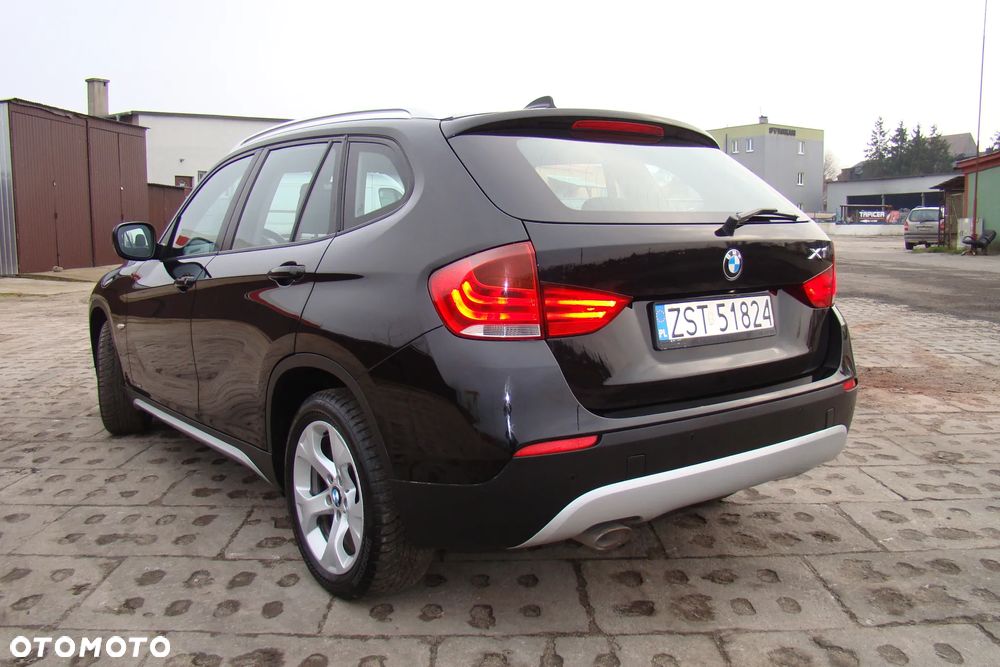 BMW X1 sDrive18d xLine - 4
