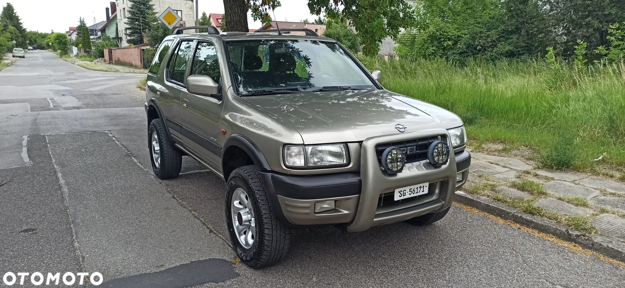 Opel Frontera - 10