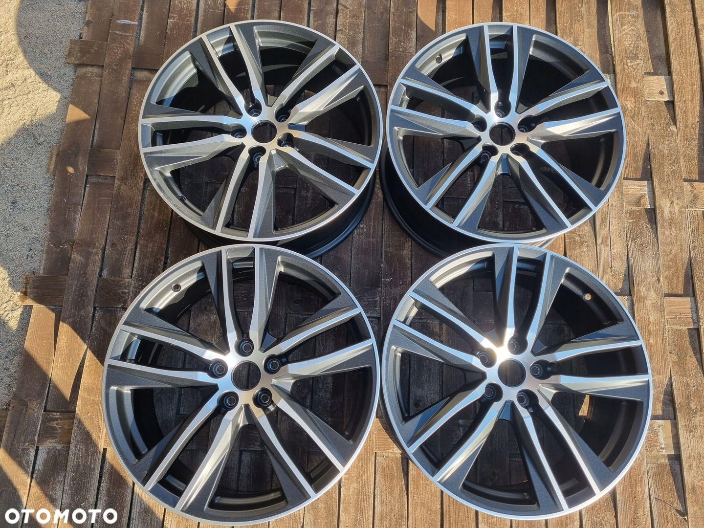 FELGI Seat Leon III Cupra 5F0601025AC 19 CALI - 2
