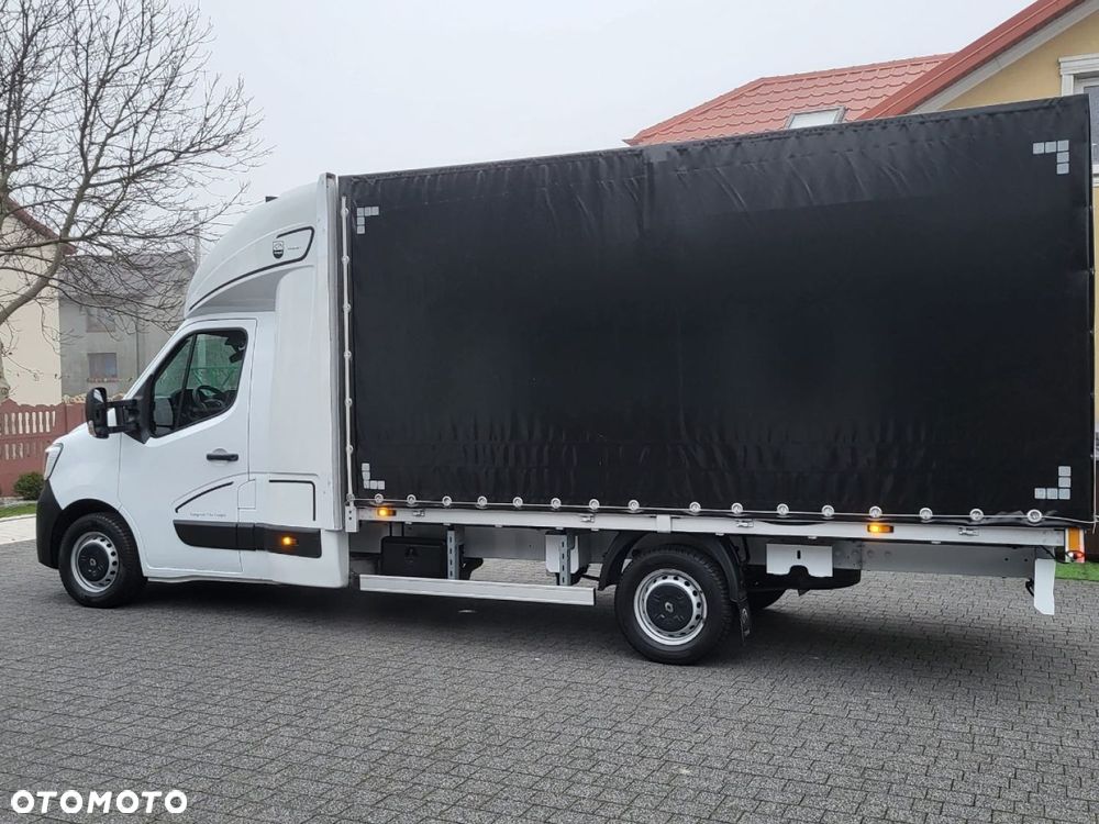 Renault Master kabina XL - 9