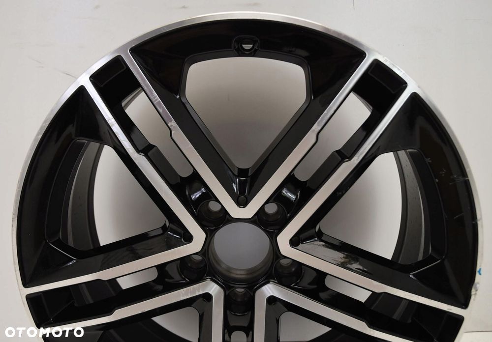 MERCEDES CLA W118 W177 FELGA AMG A1774013600 19'' - 2