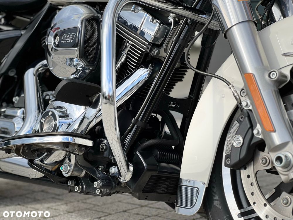 Harley-Davidson FLHT Electra Glide Standard - 19