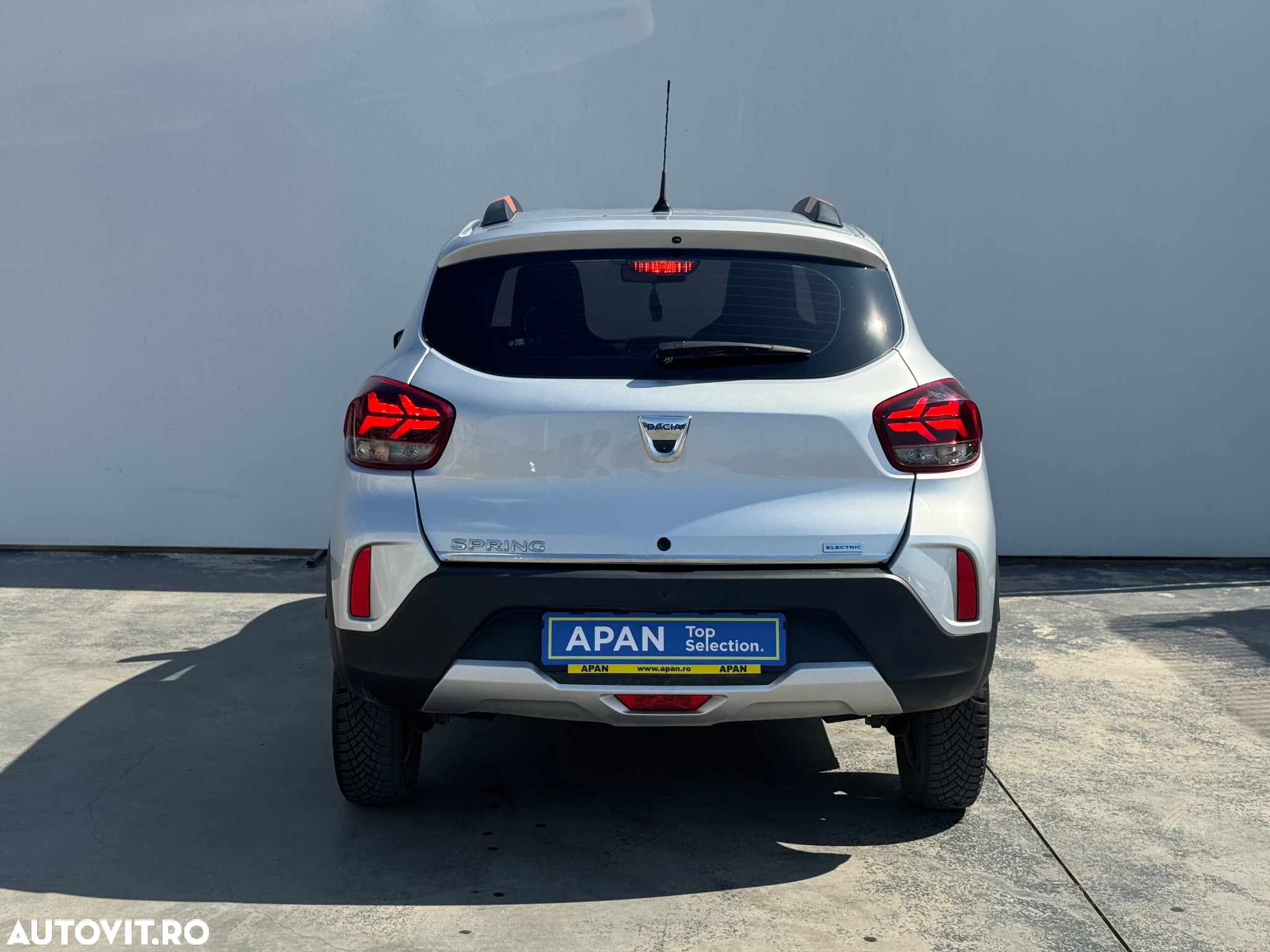 Dacia Spring Expression - 5