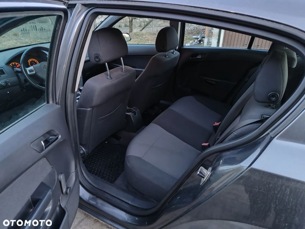 Opel Astra 1.4 - 3