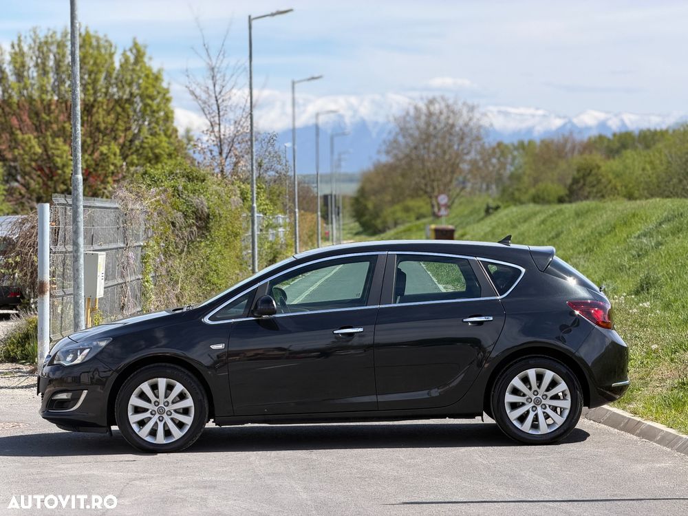 Opel Astra 1.7 CDTI DPF Exklusiv - 2
