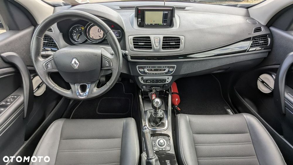 Renault Megane ENERGY TCe 130 BOSE EDITION - 21