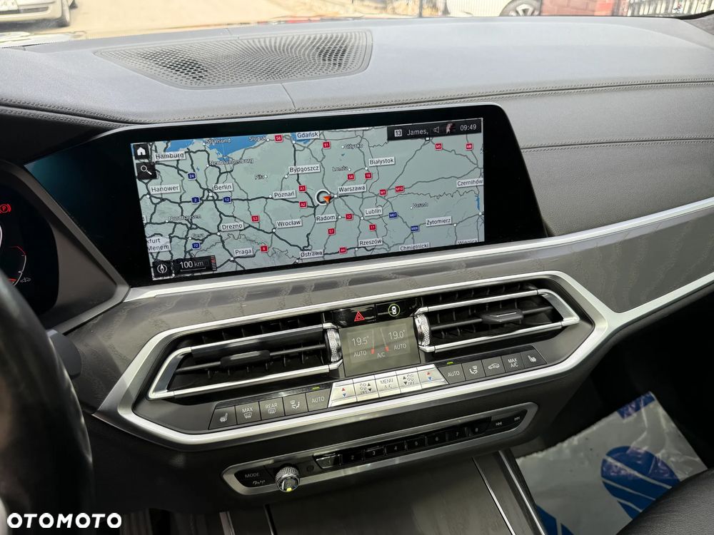 BMW X7 xDrive30d - 13