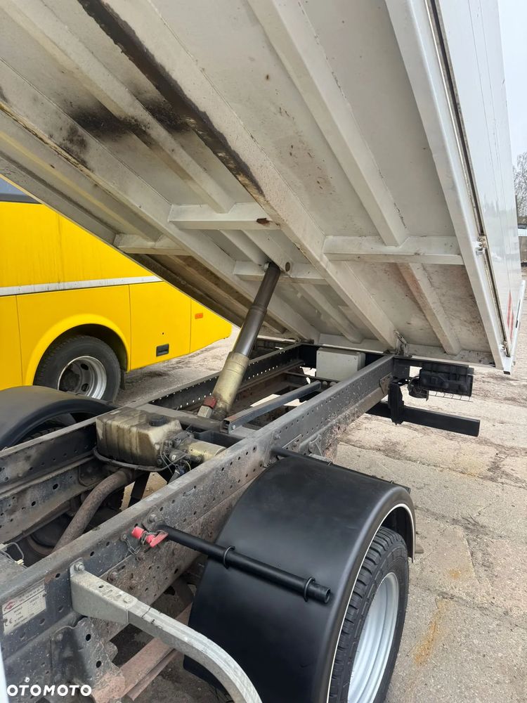 Isuzu NPR P35 Wywrotka Tylko 48 tys Opony Michelin Jak Nowe Brygadówka Dobelkabina Doka Dubelkabina - 8