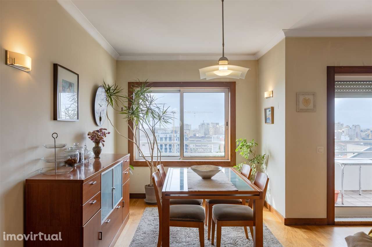 Apartamento T3 com box de garagem, Casa da Música, Porto - Grande imagem: 4/42