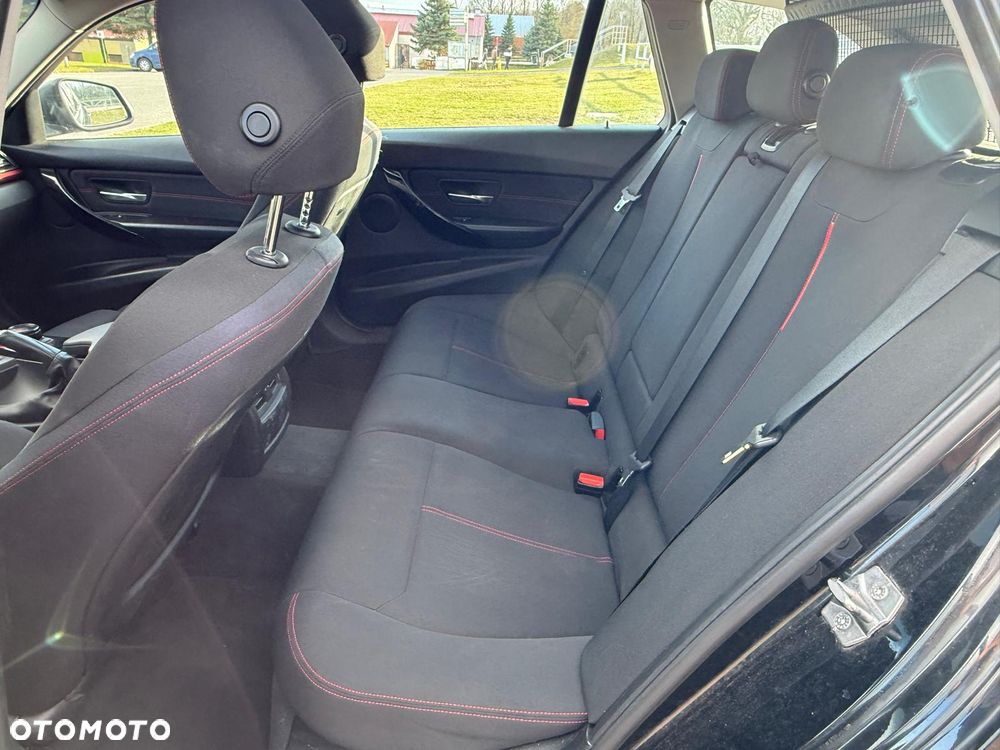 BMW Seria 3 - 17