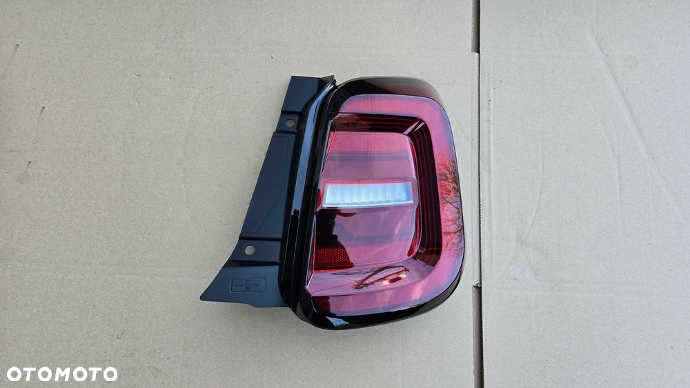 Fiat 500 II 500E 20- Lampa Tył Prawa Led IDEAŁ - 1