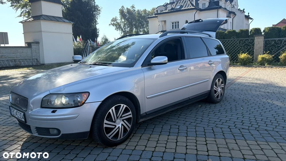 Volvo V50 - 1