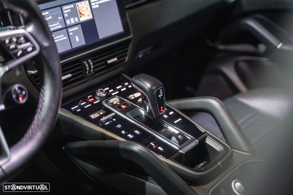 Porsche Cayenne Coupé E-Hybrid - 8