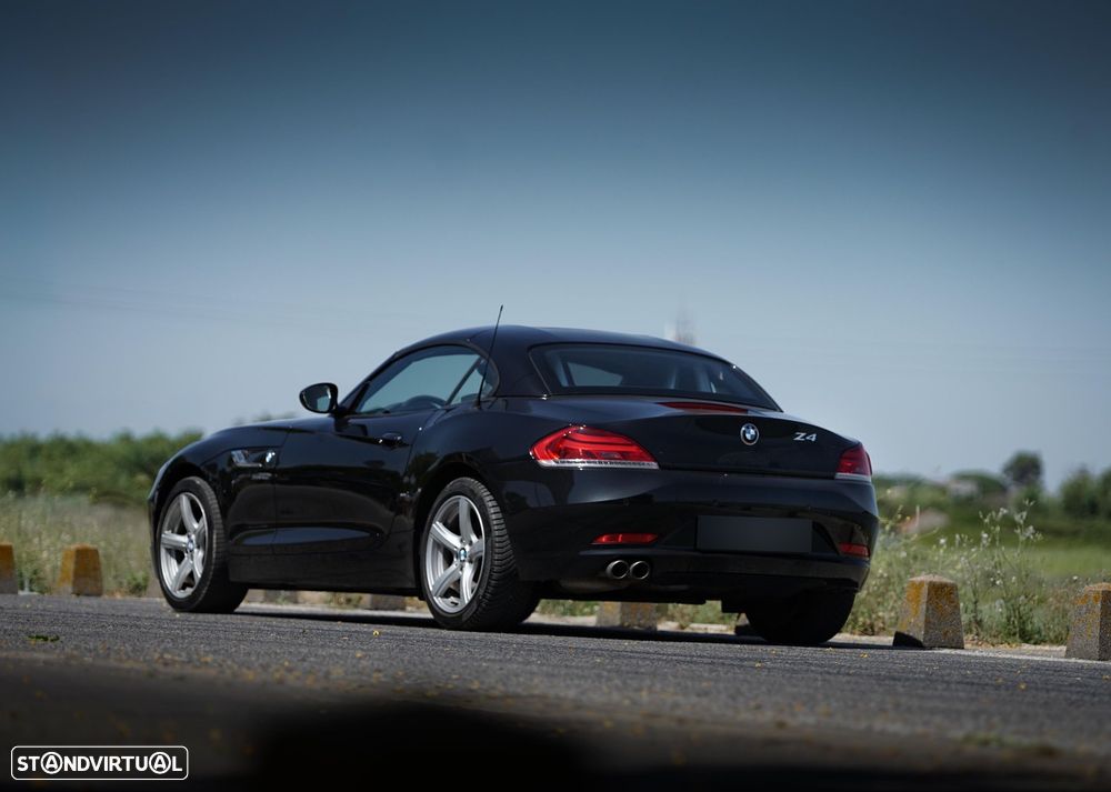 BMW Z4 sDrive20i - 11
