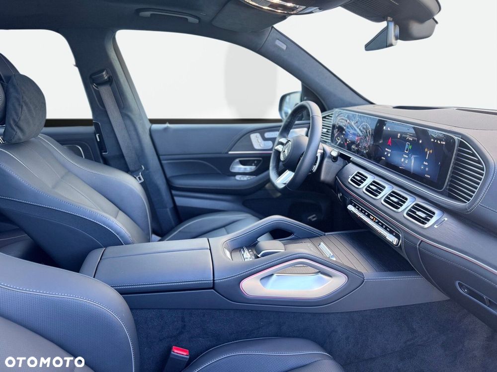 Mercedes-Benz GLS - 16