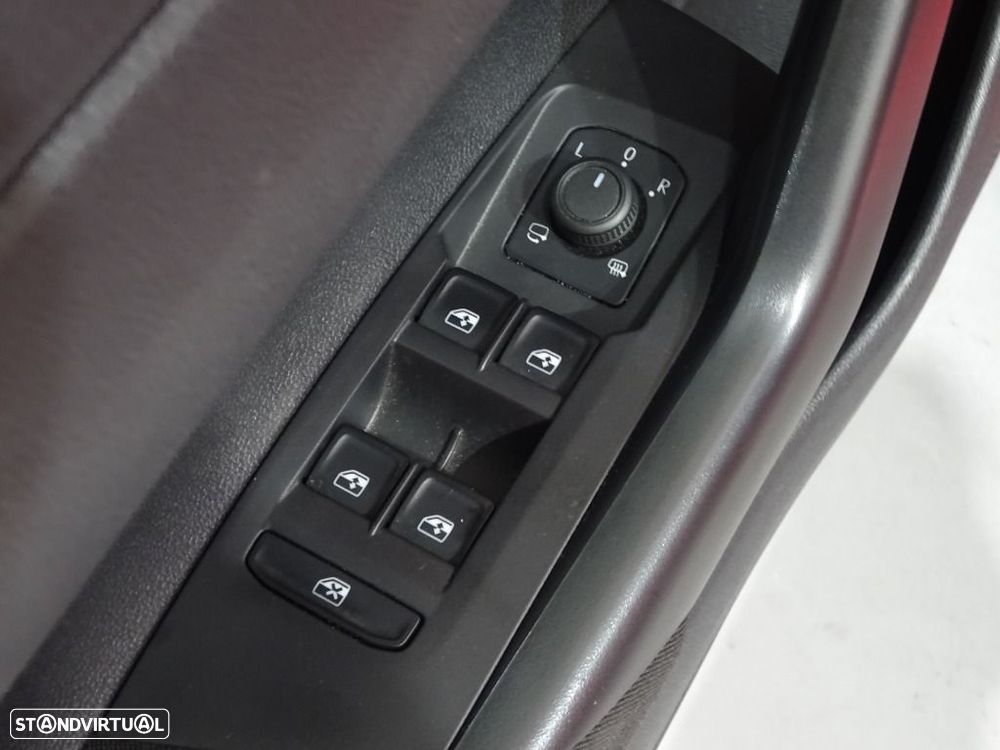 VW Taigo 1.0 TSI Urban - 10