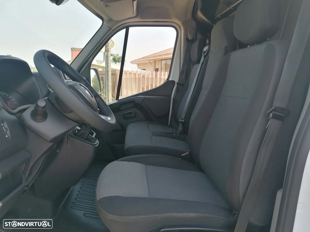 Renault Master 2.3 DCI - 8