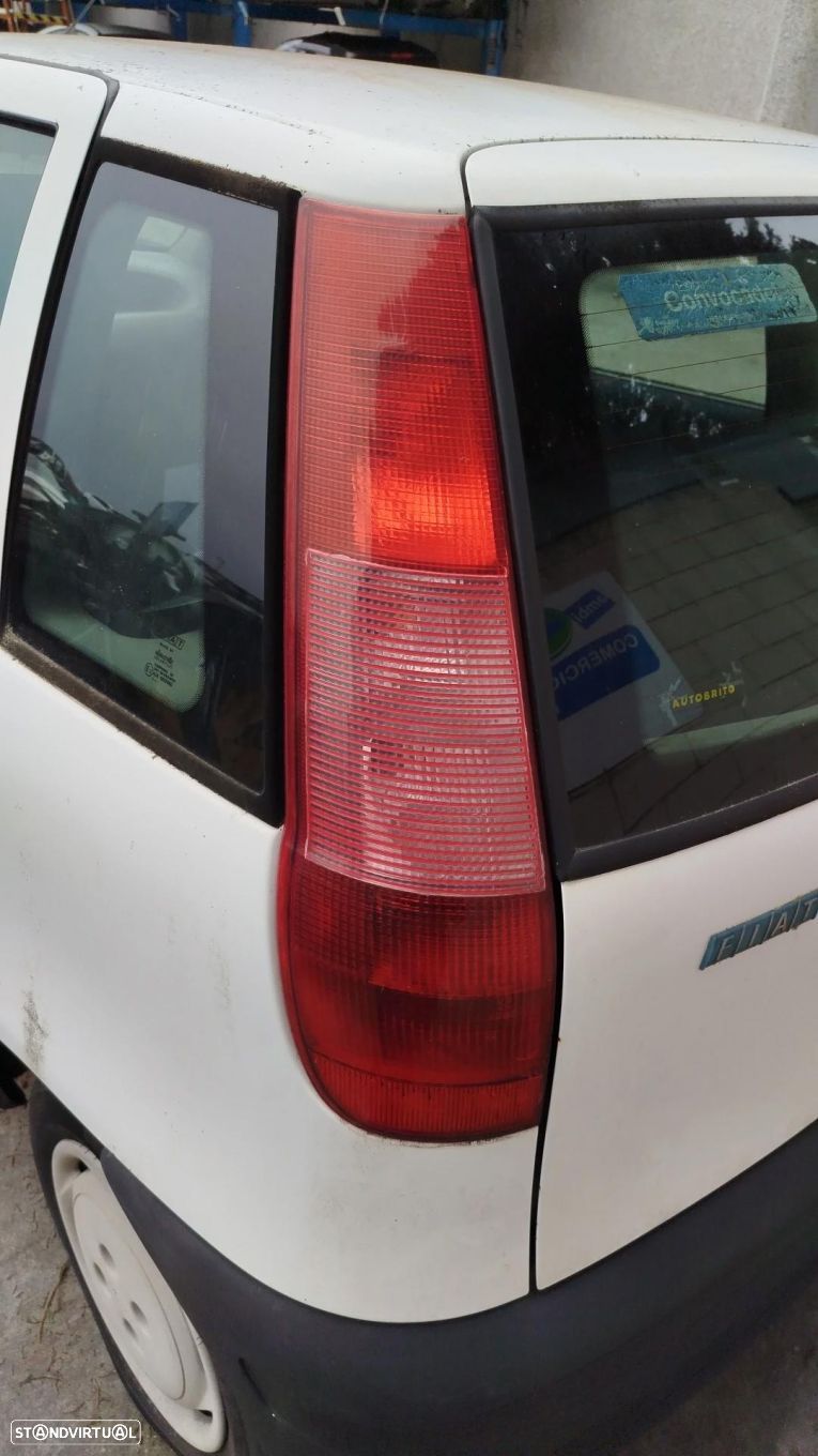 Farolim esquerdo FIAT Punto Van (176_) - 1