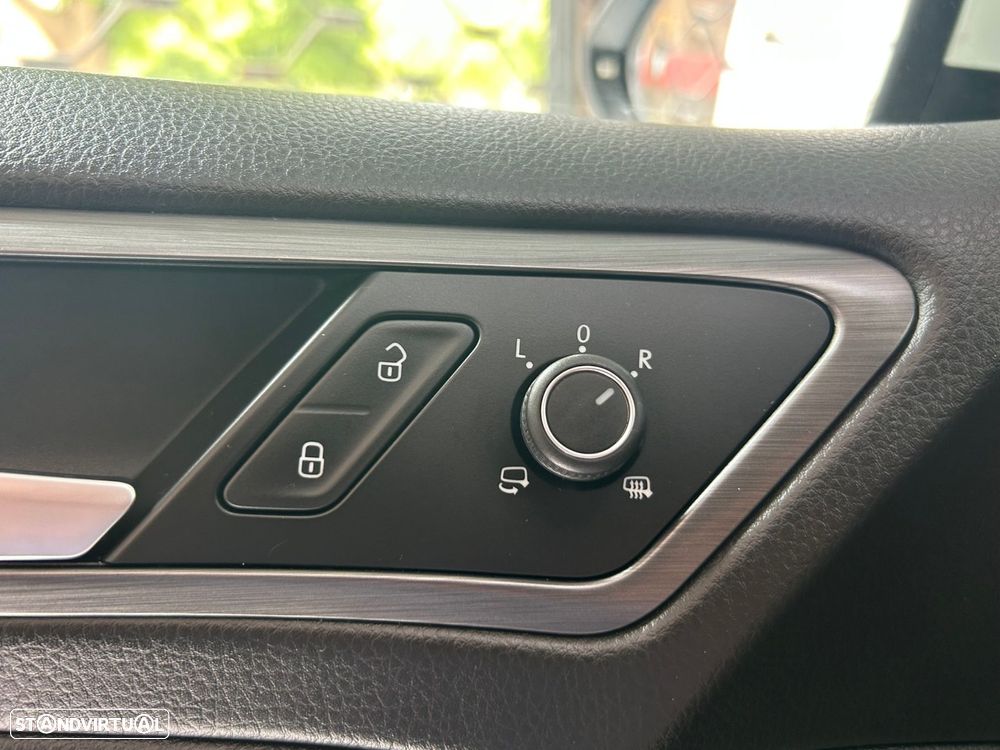 VW Golf 1.0 TSI Confortline - 31