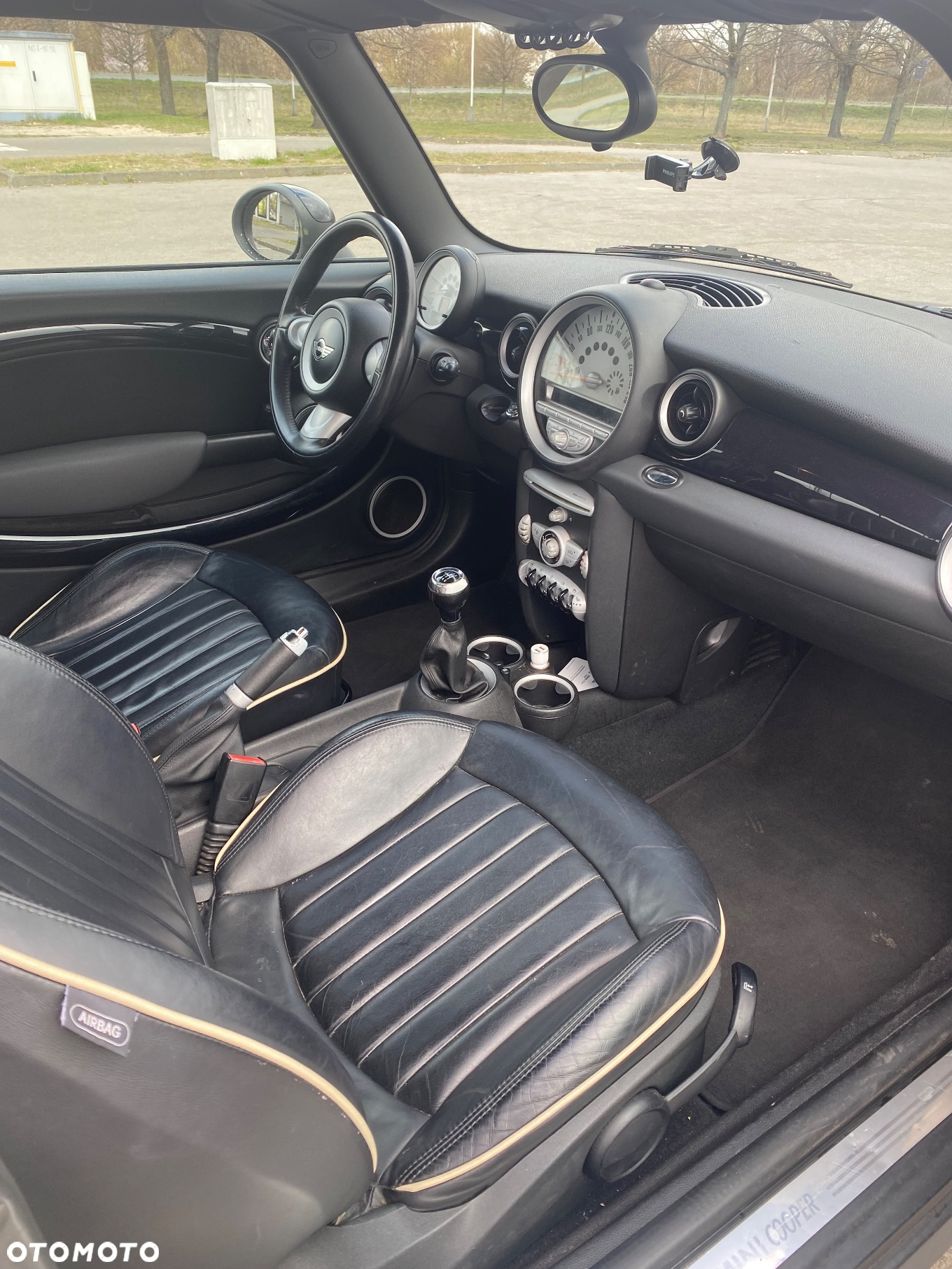MINI Cooper Standard - 8