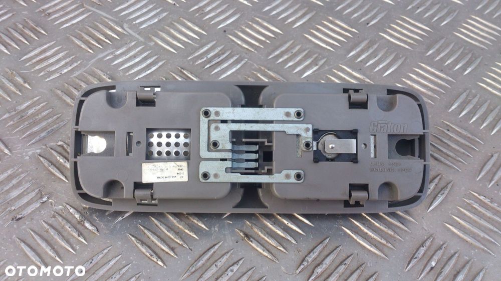 LAMPA LAMPKA OŚWIETLENIA WNETRZA KABINY DAF XF 105 - 3