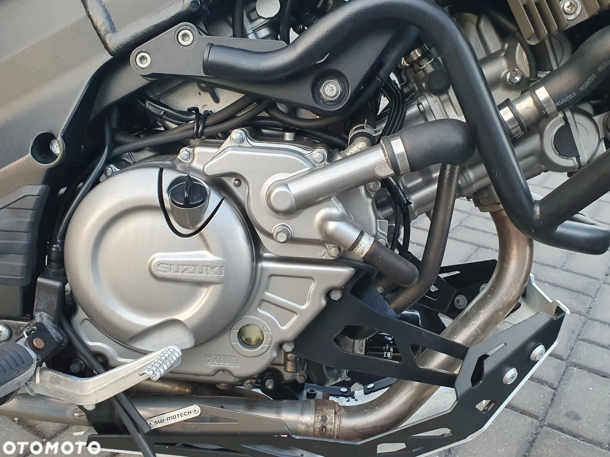 Suzuki V-STROM - 31