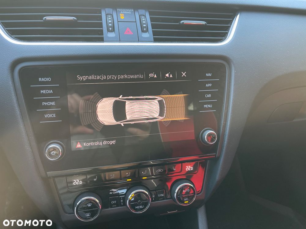 Skoda Octavia 2.0 TDI 4x4 Ambition DSG - 26