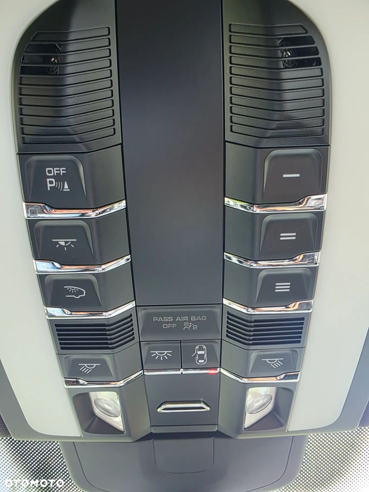 Porsche Cayenne Diesel Tiptronic S - 21