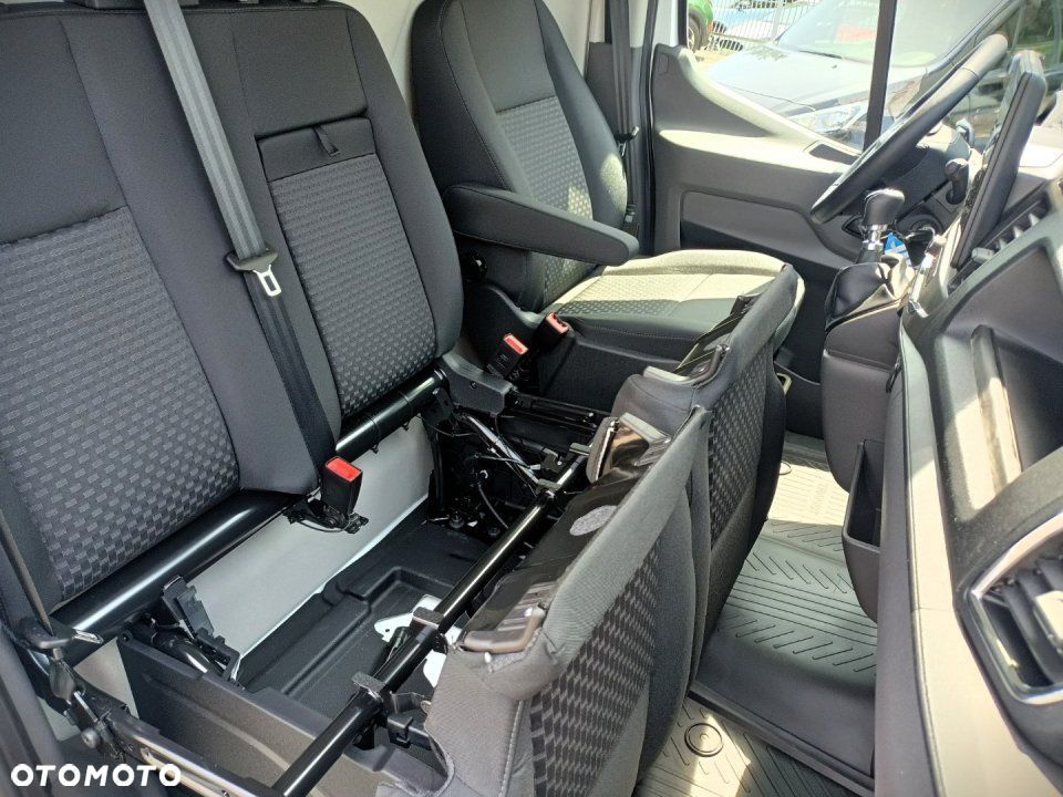 Ford Transit - 22