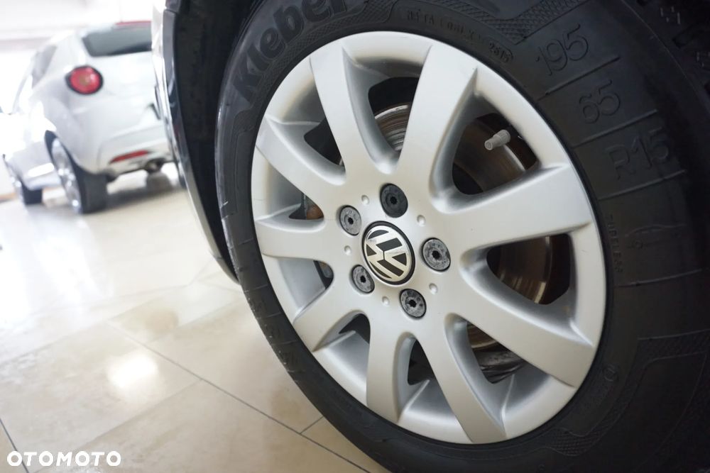 Volkswagen Golf 1.6 Comfortline - 12