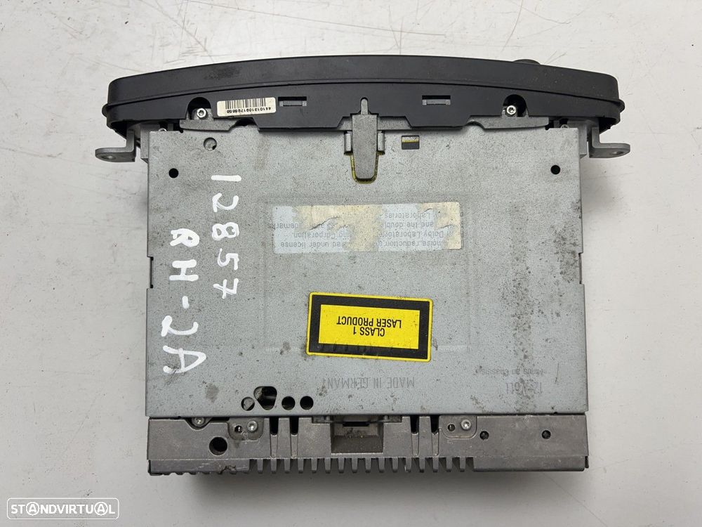 RADIO MERCEDES-BENZ VITO (W639) A2038202686 A 203 820 26 86 - 3