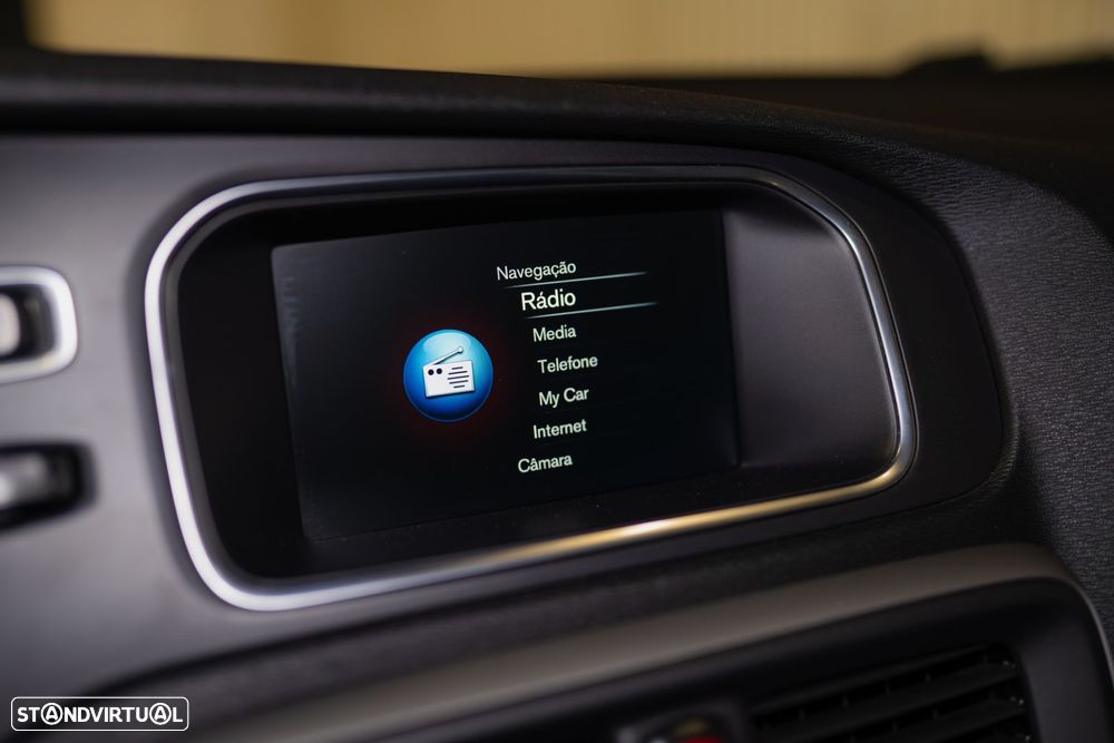 Volvo V40 2.0 D2 Momentum - 32
