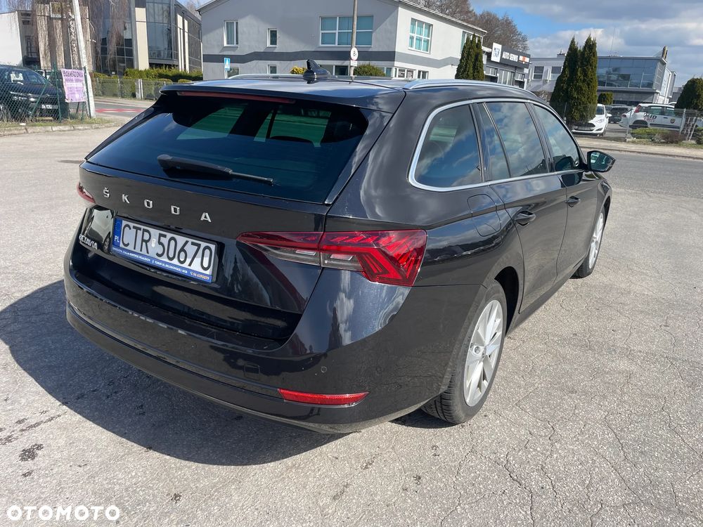 Skoda Octavia 2.0 TDI DSG Style - 4