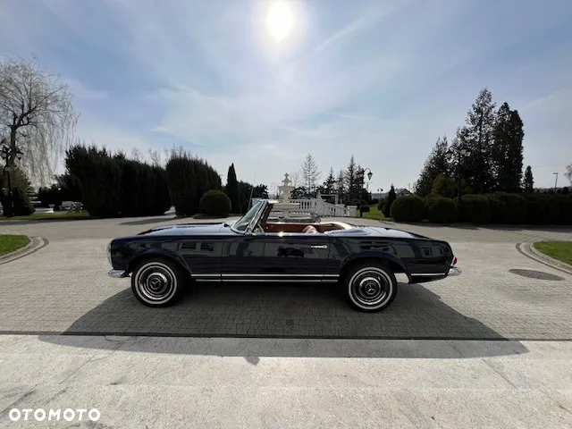 Mercedes-Benz SL - 13
