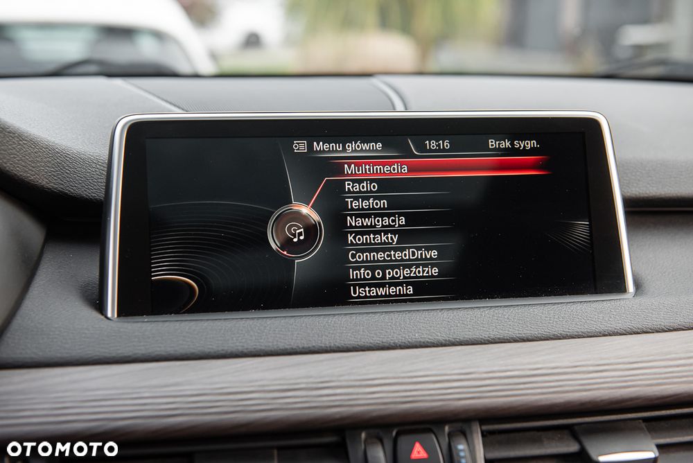 BMW X5 xDrive50i Sport-Aut - 22