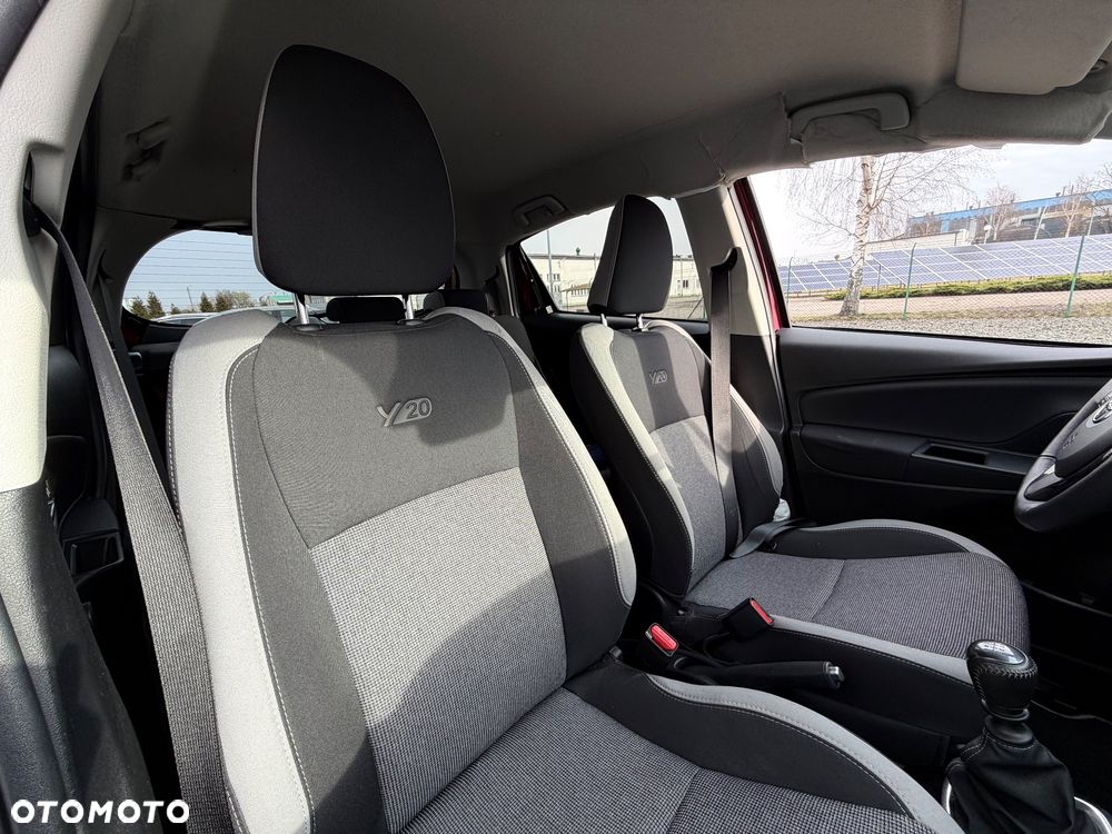 Toyota Yaris 1.5 Premium - 35