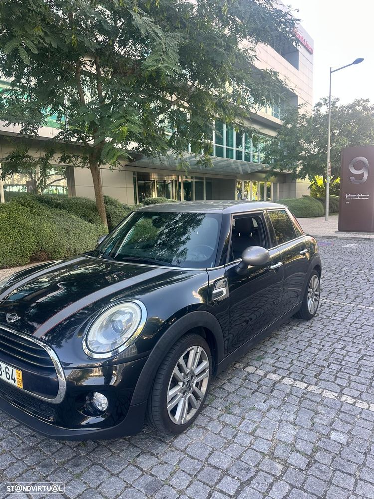 MINI 5 Portas Cooper D - 11