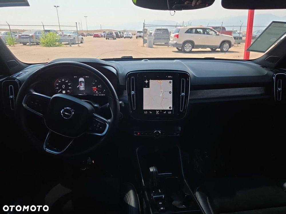 Volvo XC 40 T5 AWD R-Design - 8