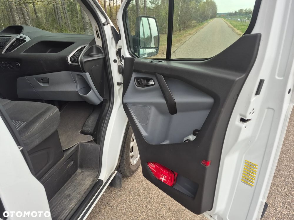 Ford transit custom - 10