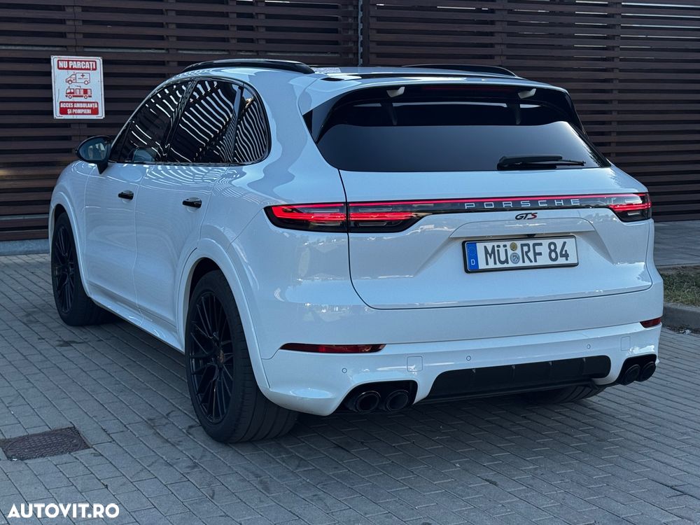 Porsche Cayenne Tiptronic S Platinum Edition - 12