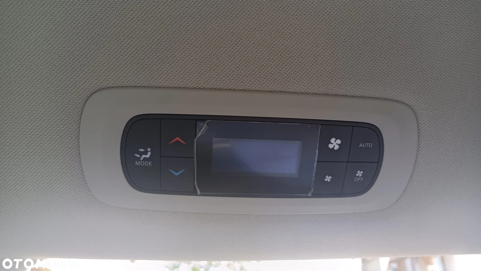 Chrysler Pacifica - 29