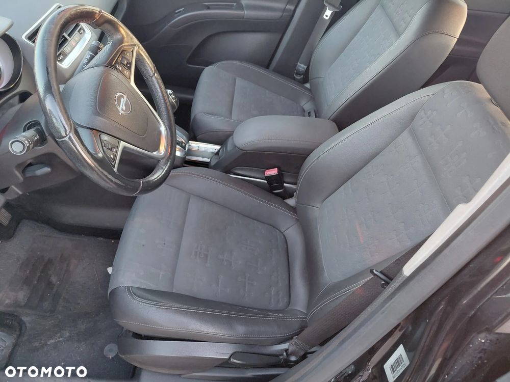 Opel Meriva 1.4 T Cosmo - 9