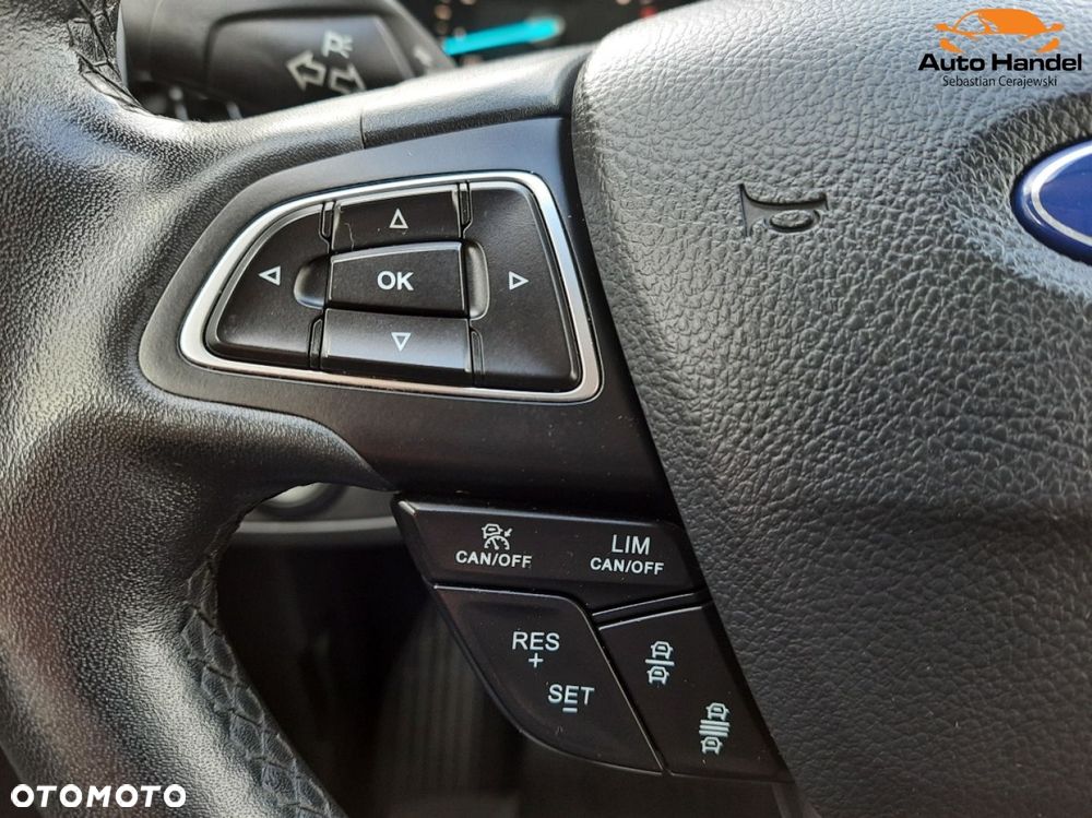 Ford Kuga 1.5 EcoBoost 2x4 Titanium - 20