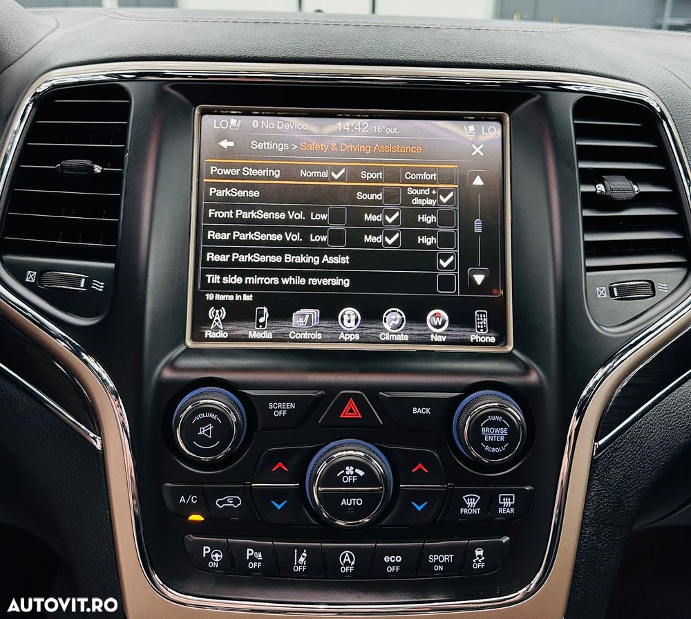 Jeep Grand Cherokee 3.0 V6 Multijet 4WD Automatik Laredo - 31