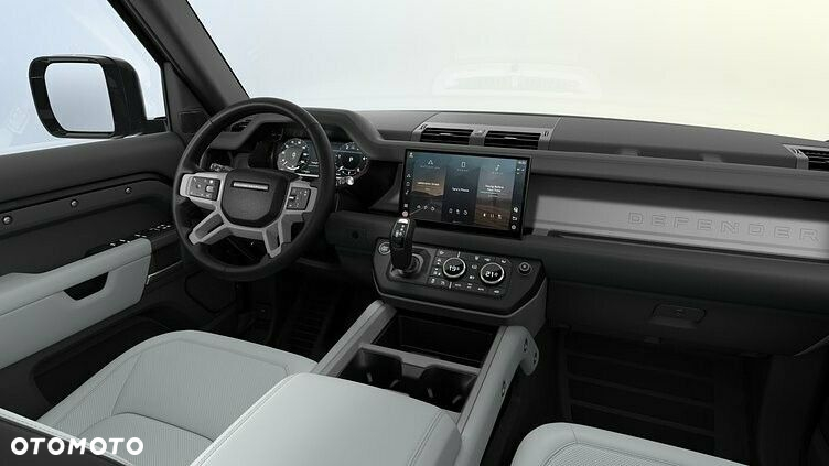 Land Rover Defender - 5