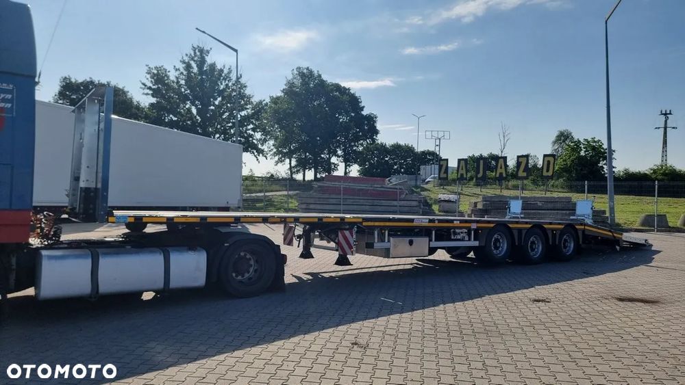 MAX Trailer platforma z hydraulicznie opuszczaną i wysuwaną rampą najazdową - 7