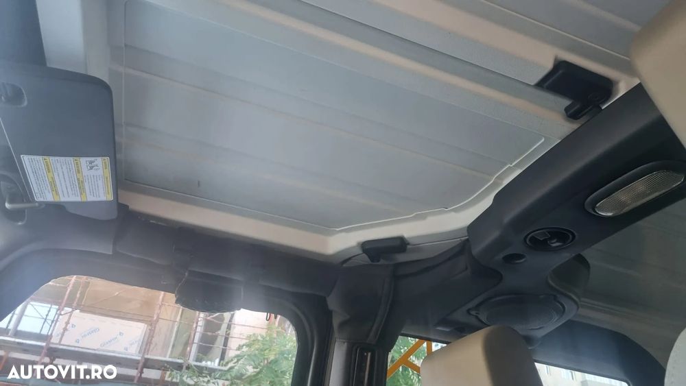 Jeep Wrangler - 29