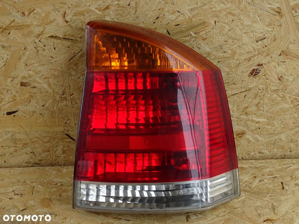 LAMPY TYŁ REFLEKTORY PRZÓD SOCZEWKA H7 ORG. GM LAMPA PRAWA VECTRA C SIGNUM - 11