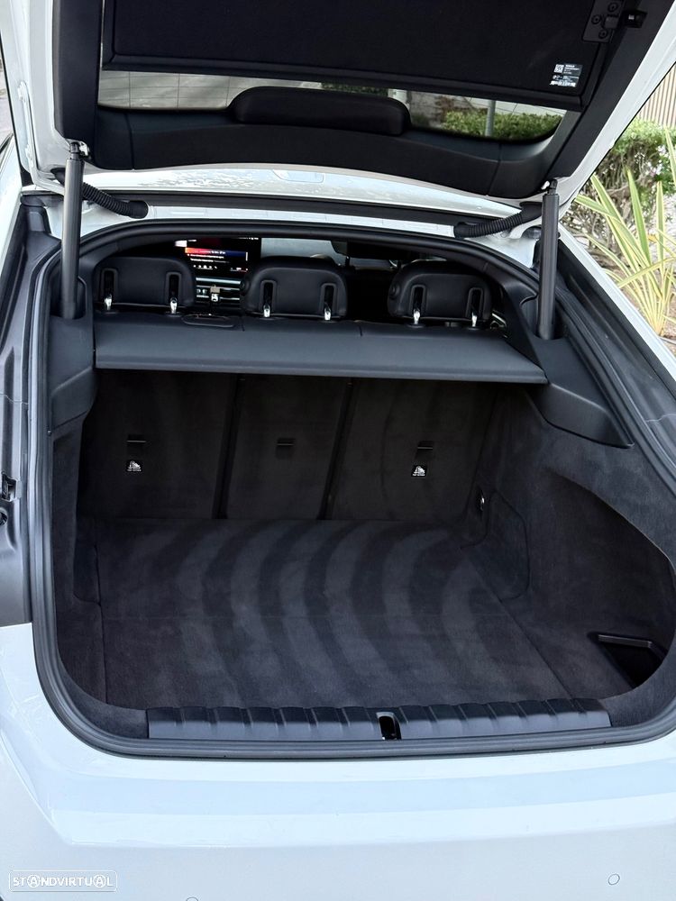 BMW i4 - 20